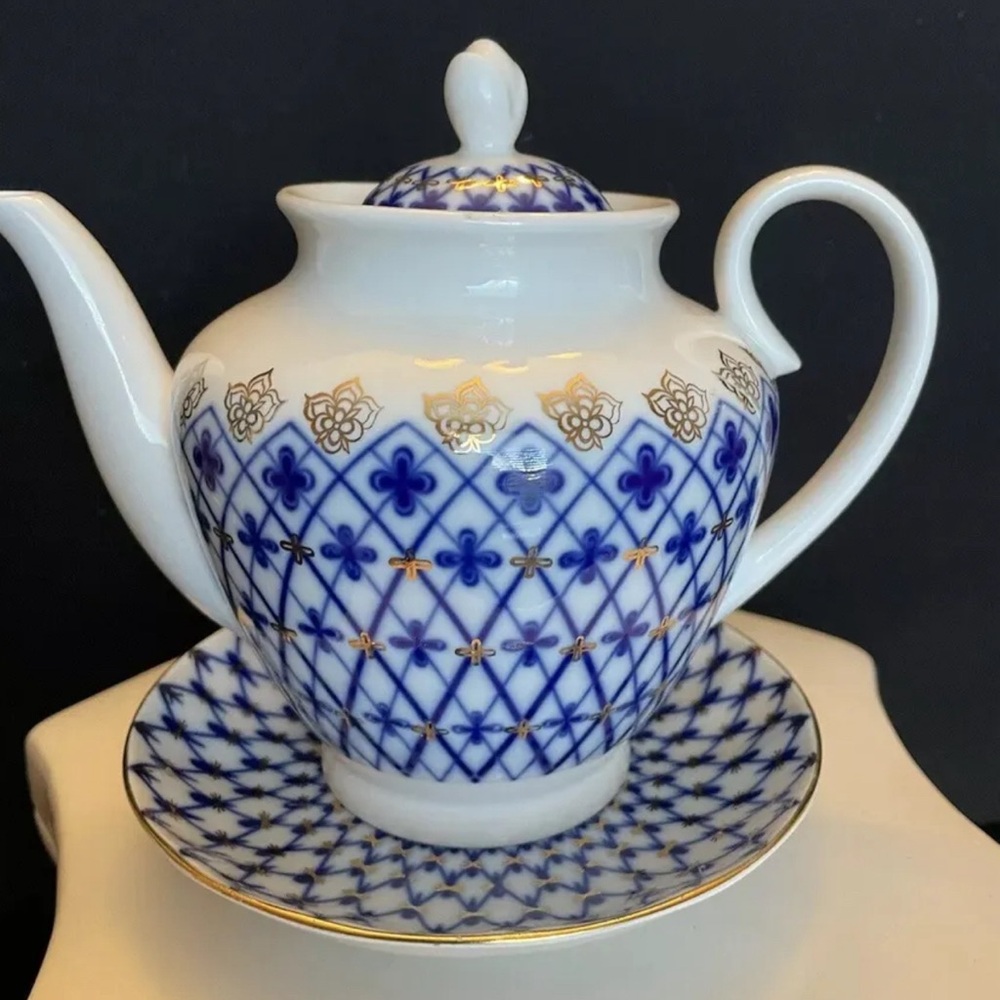 Russian Imperial Lomonosov Porcelain Cobalt Net Teapot Saucer Set